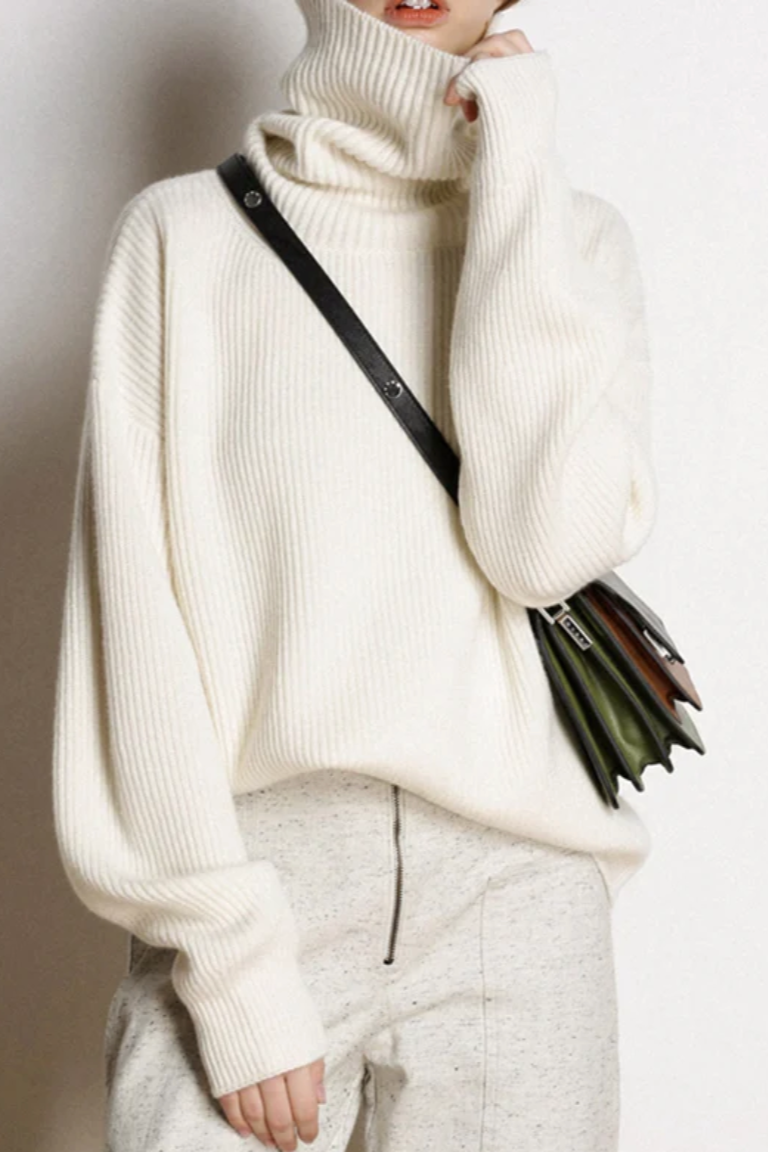 Cassia Turtleneck Pullovers