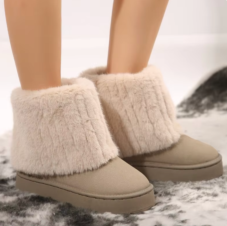 MID-CALF SNOW BOOTS